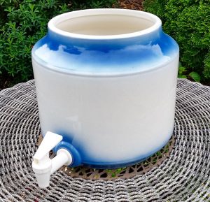 Ceramic Dispenser